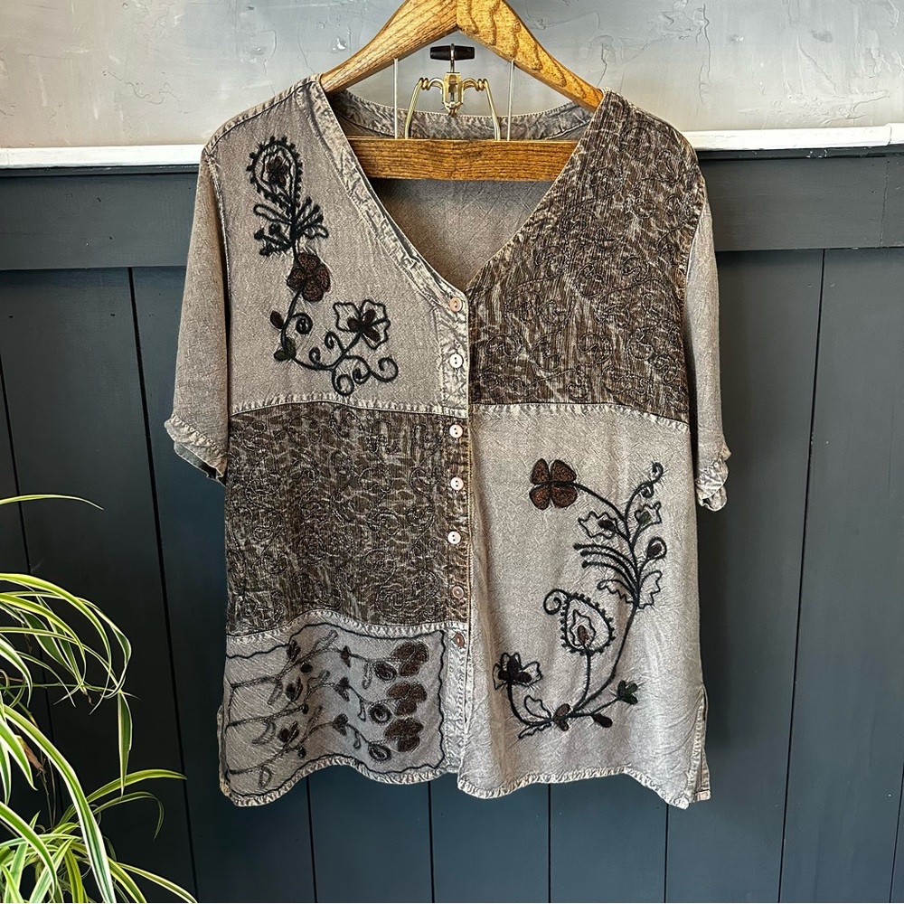 Brown and black multi-print embroidered short sleeve button down shirt sz 1X